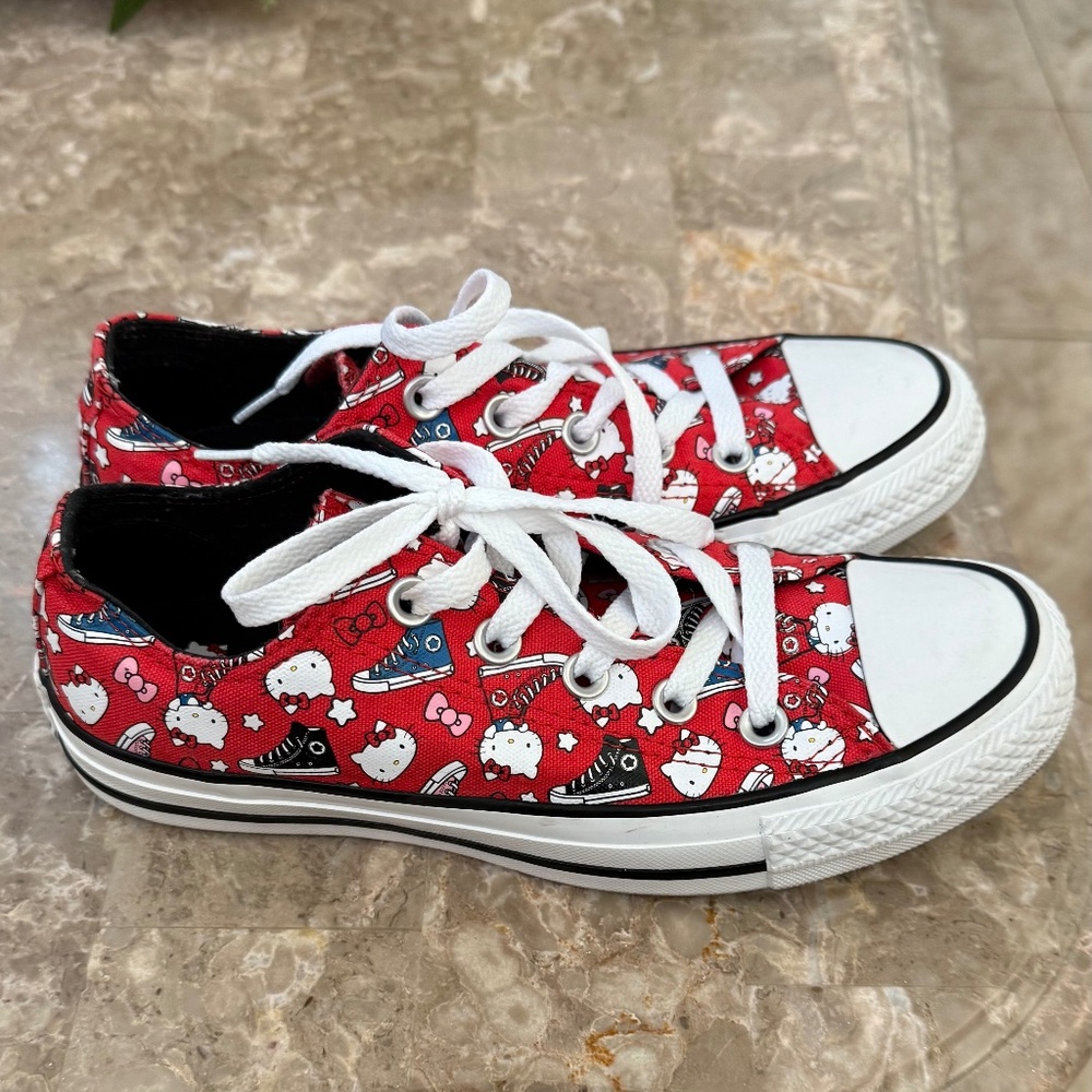 All Star Converse Women Hello Kitty Sneakers, Size 6